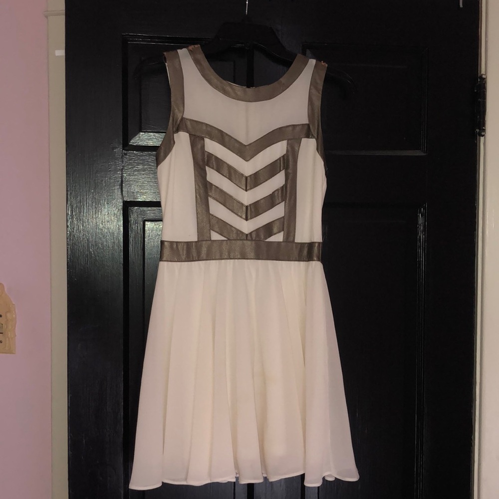 GIANNI BINI White dress with metallic detail